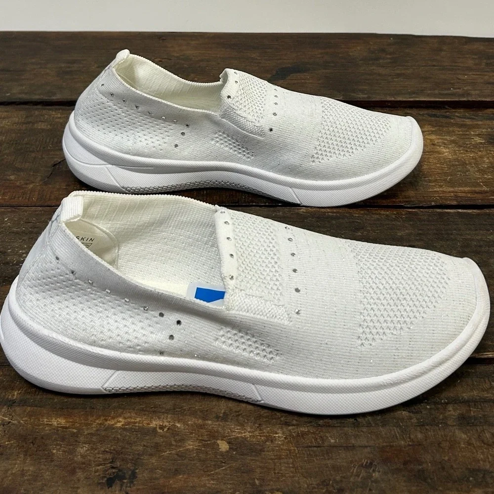 Danskin Womens Allure Slip On Sneakers Shoes Sz 10 White Embellished Sleek Vegan
